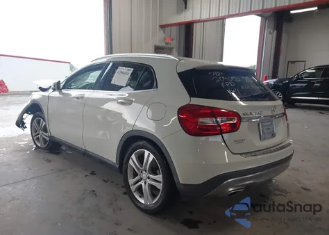 2016 Mercedes-Benz Gla 250 z USA, uszkodzony, nr VIN WDCTG4EB6GJ211518